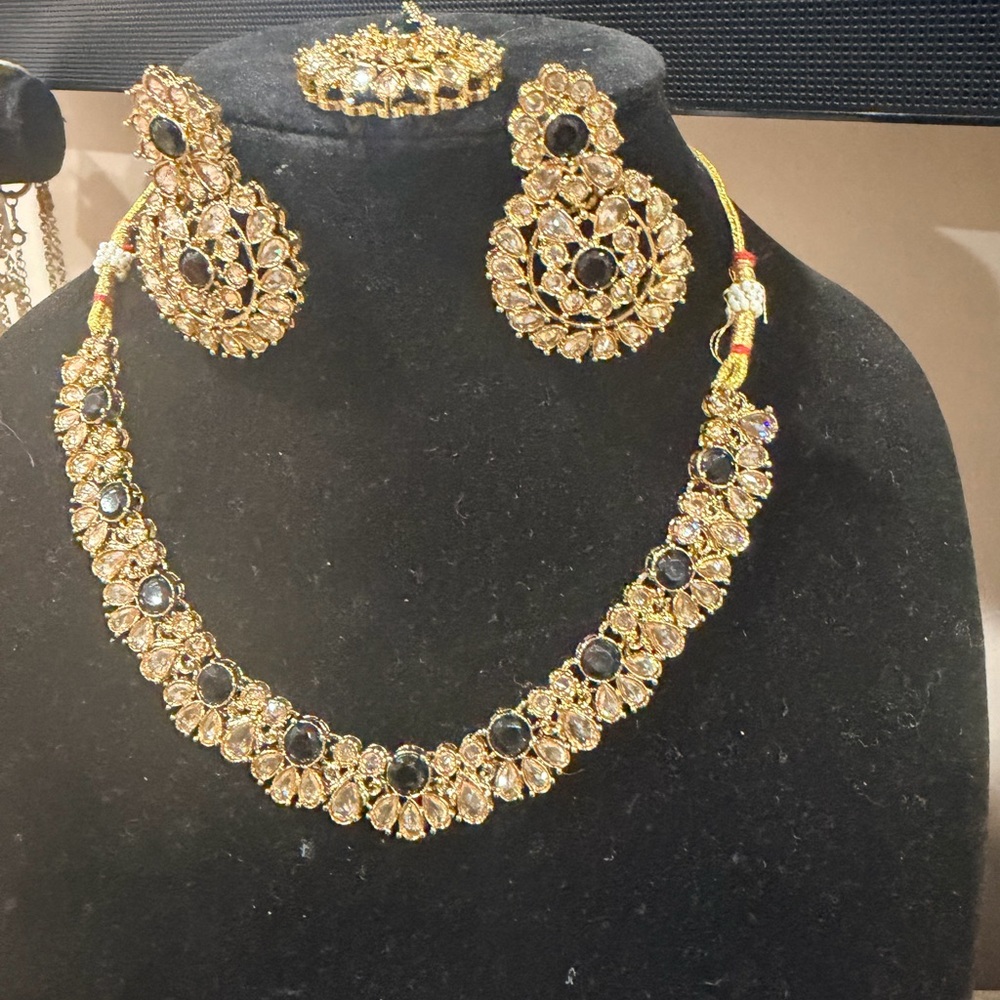 Pakistani Indian Desi Gold and Black Necklace & Earring Set
